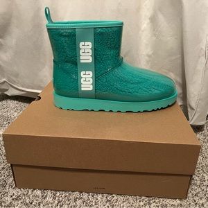 Size 9 Classic Clear Mini Boot in Tide Pool, never worn! Still in original box.